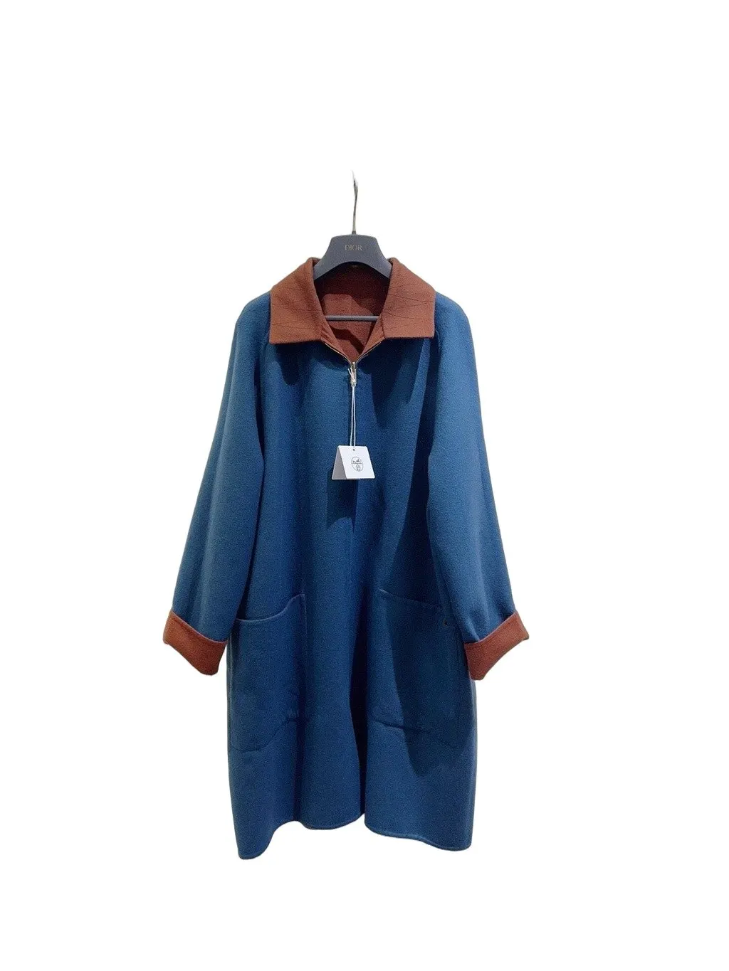 Hermès Blue Cashmere Coat Blue Cashmere Never worn - Front View