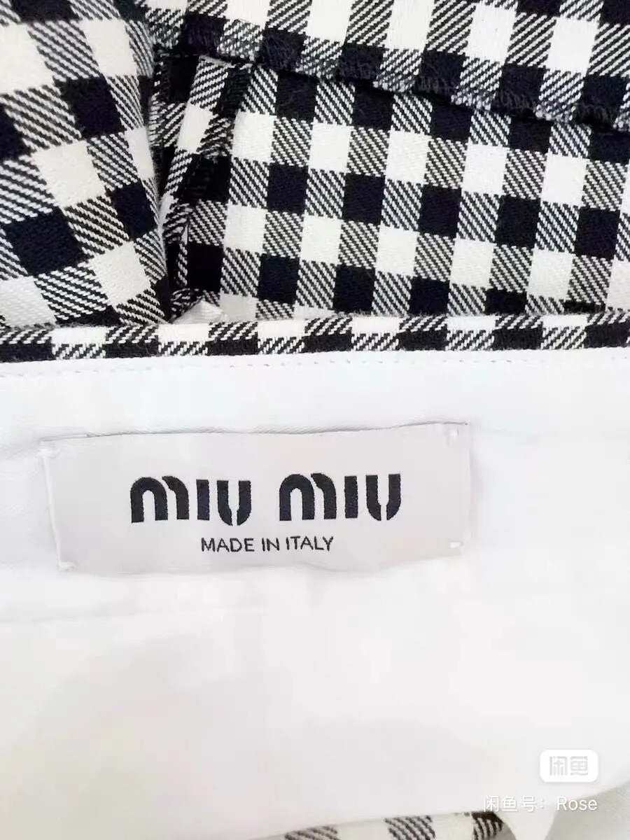 Miu Miu Black Wool Skirt Black Wool Never worn, with tag - Box View