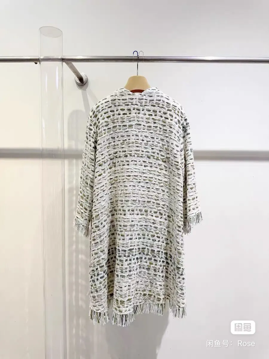 Chanel Beige Tweed Coat Beige Tweed Very good - Inside View