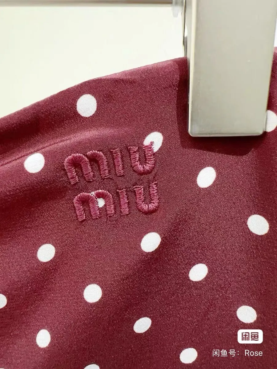 Miu Miu Burgundy Silk Skirt Burgundy Silk Never worn, with tag - Inside View