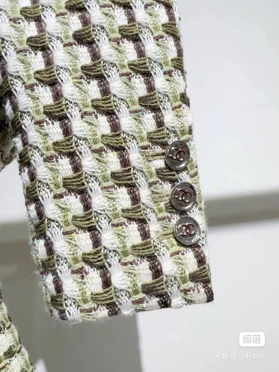Chanel Tweed Jacket MultiColor Tweed Never worn, with tag - Model View