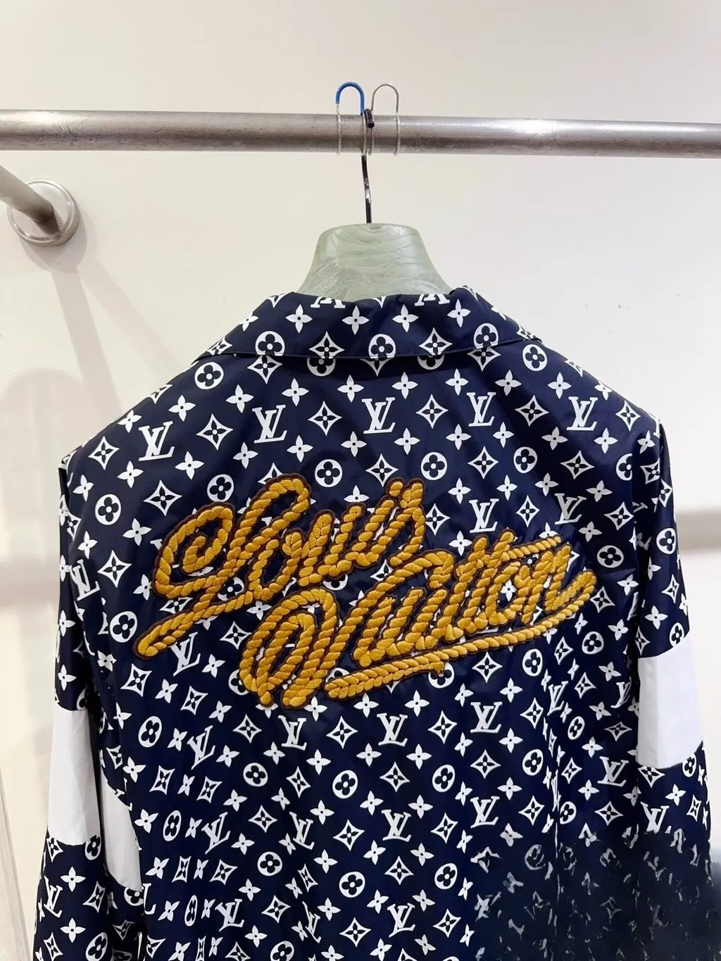 Louis Vuitton Navy Polyamide Jacket Navy Polyamide Never worn, with tag - Inside View