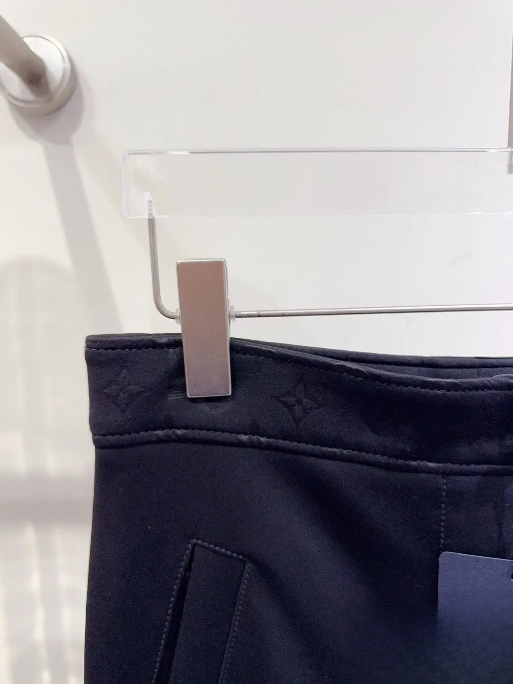 Louis Vuitton Navy Cotton Trousers Navy Cotton Never worn, with tag - Back View
