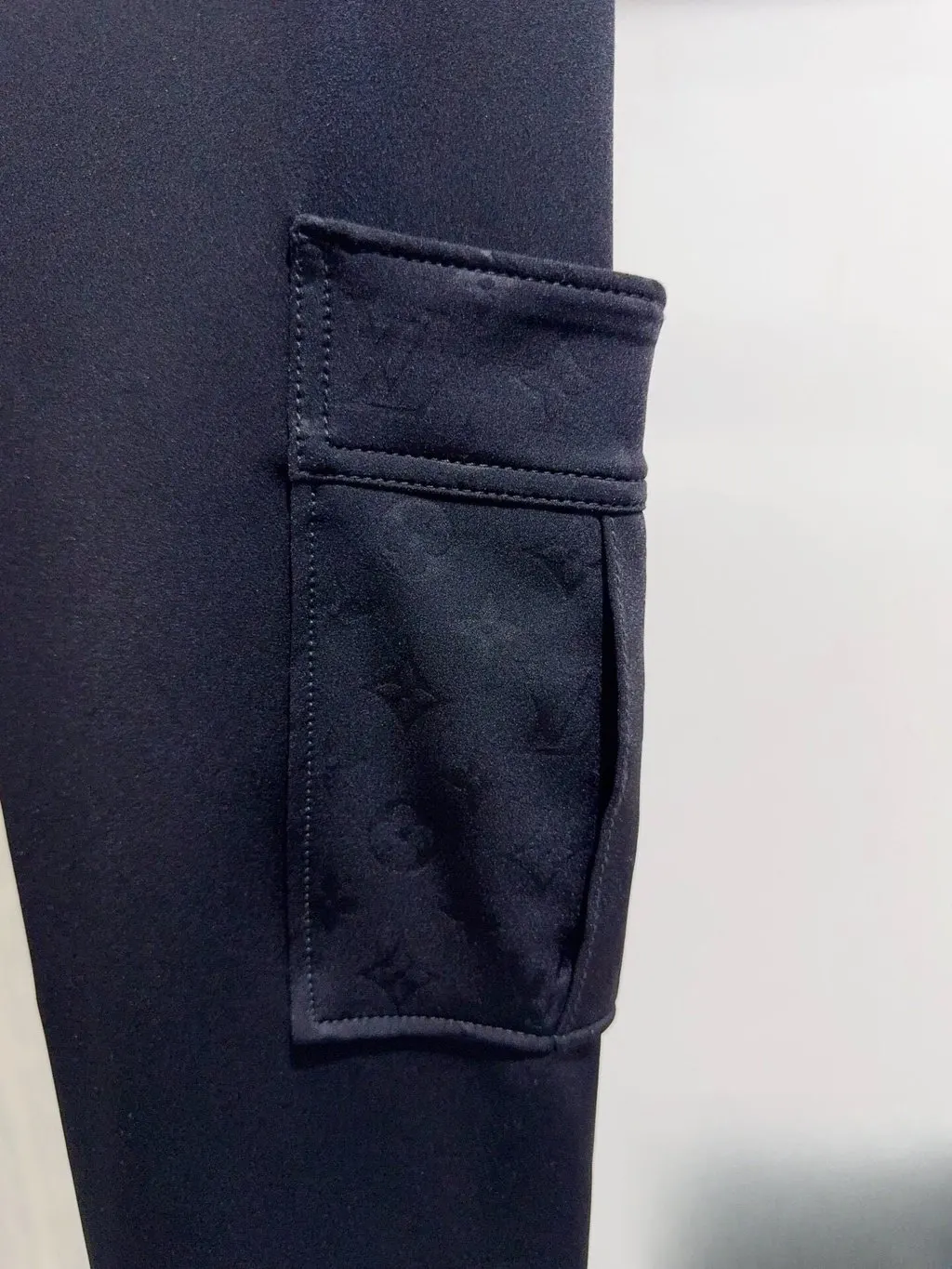 Louis Vuitton Navy Cotton Trousers Navy Cotton Never worn, with tag - Inside View