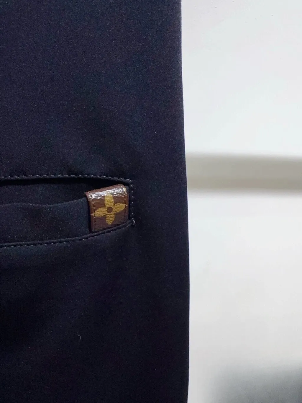 Louis Vuitton Navy Cotton Trousers Navy Cotton Never worn, with tag - Model View