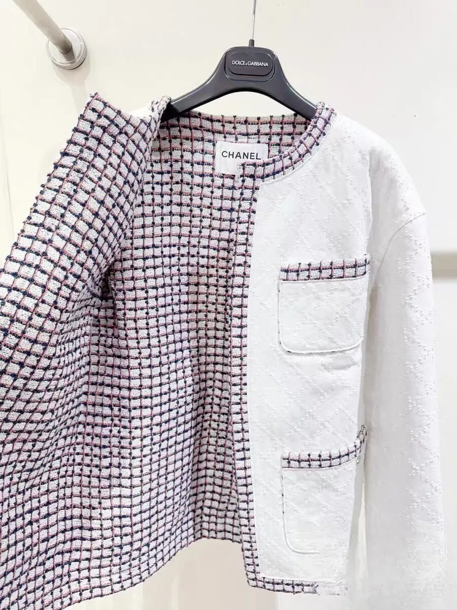 Chanel Tweed Jacket MultiColor Tweed Never worn - Inside View