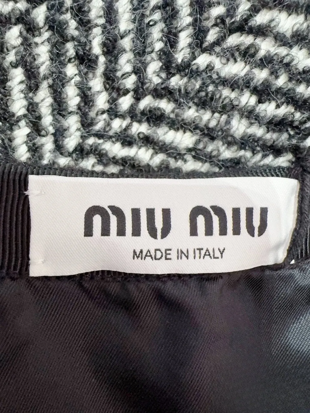 Miu Miu Navy Wool Skirt Navy Wool Never worn, with tag - Model View