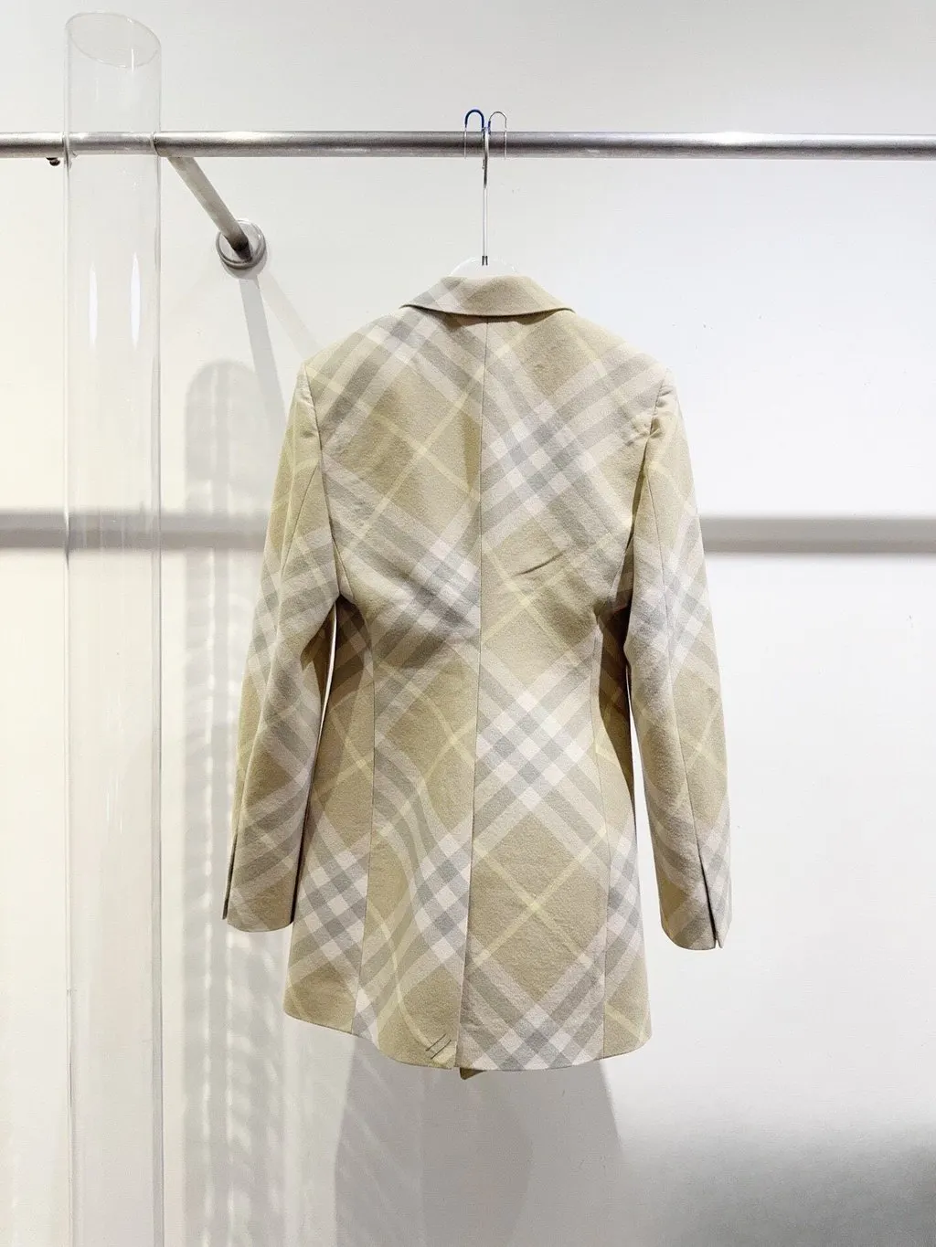 Burberry Wool Coat MultiColor Wool Never worn, with tag - Model View