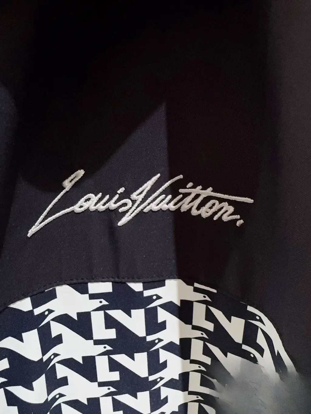 Louis Vuitton Navy Wool Jacket Navy Wool Never worn, with tag - Back View