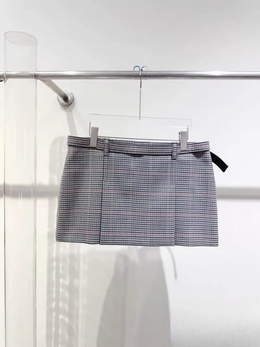Miu Miu Grey Wool Skirt Grey Wool Never worn, with tag - Back View