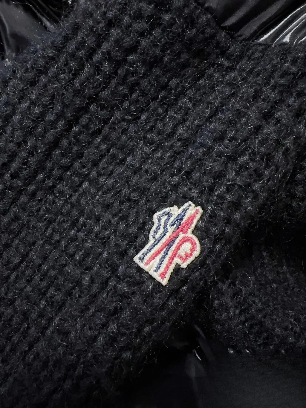 Moncler Black Polyester Jacket Black Polyester Very good - Inside View