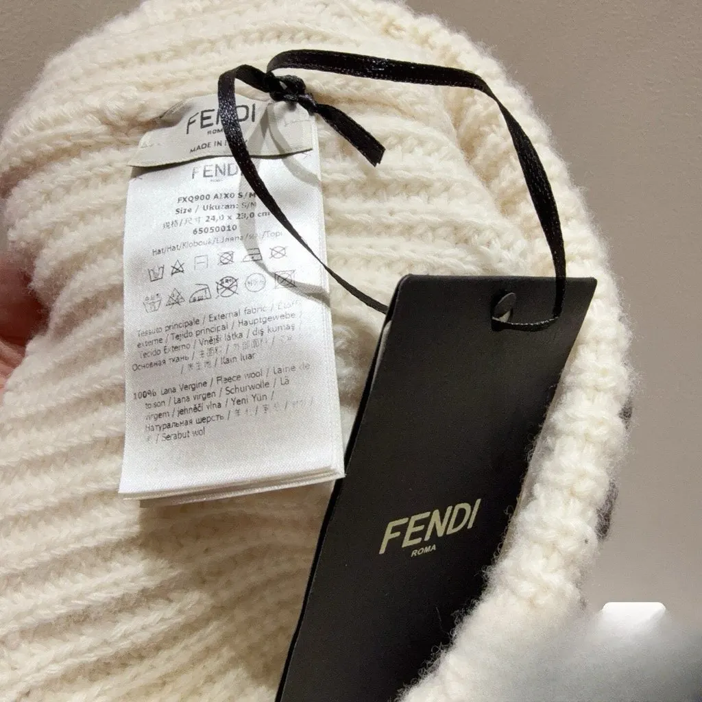 Fendi White Wool Hat White Wool Never worn, with tag - Box View
