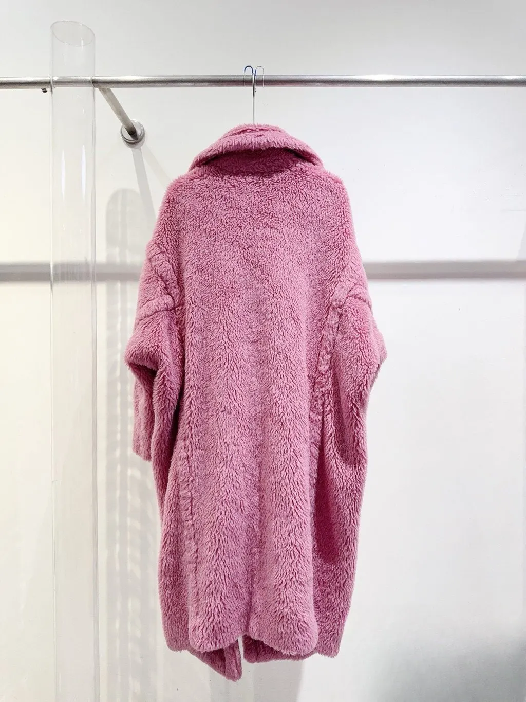 Max Mara Pink Faux Fur Coat Pink Very good - Inside View