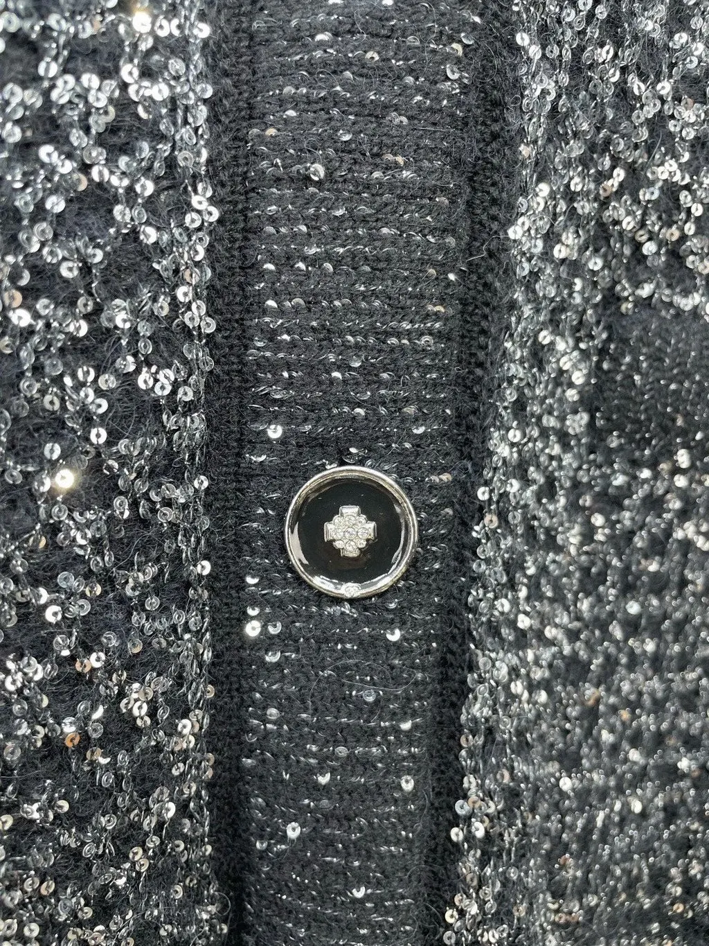 Chanel 23B Black Wool Knitwear Black Wool Very good - Model View