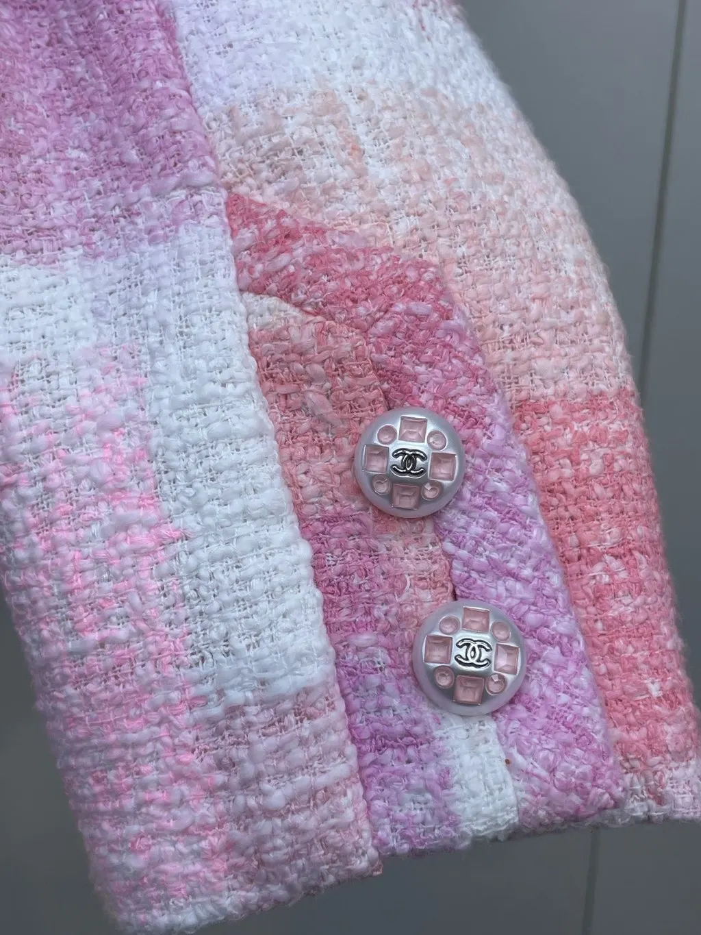 Chanel 23S Pink Tweed Jacket Pink Tweed Very good - Inside View