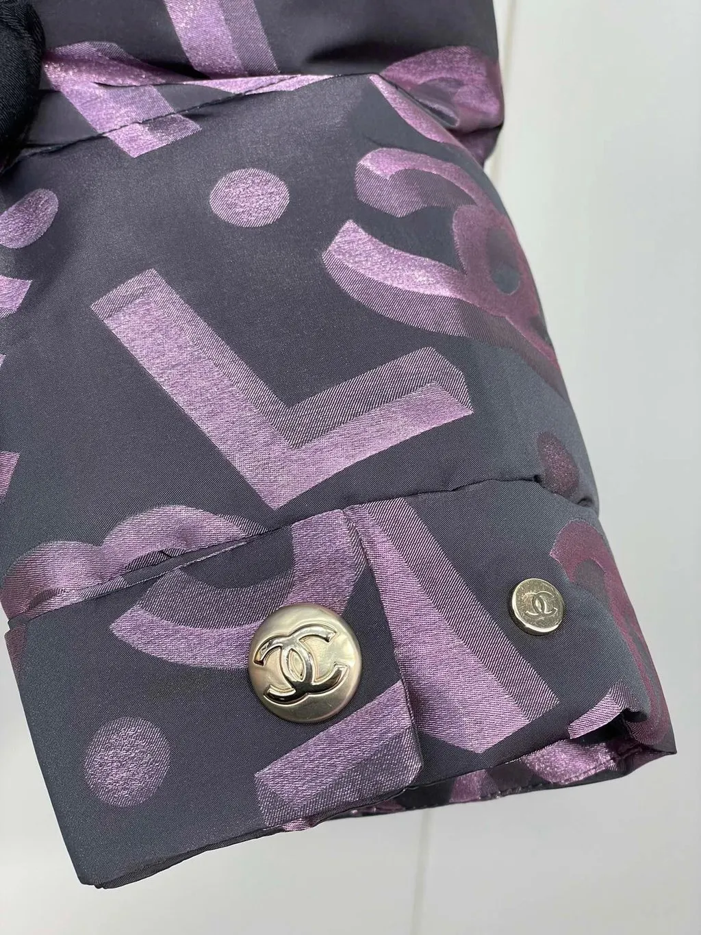 Chanel 22N Polyamide Coat MultiColor Polyamide Very good - Box View