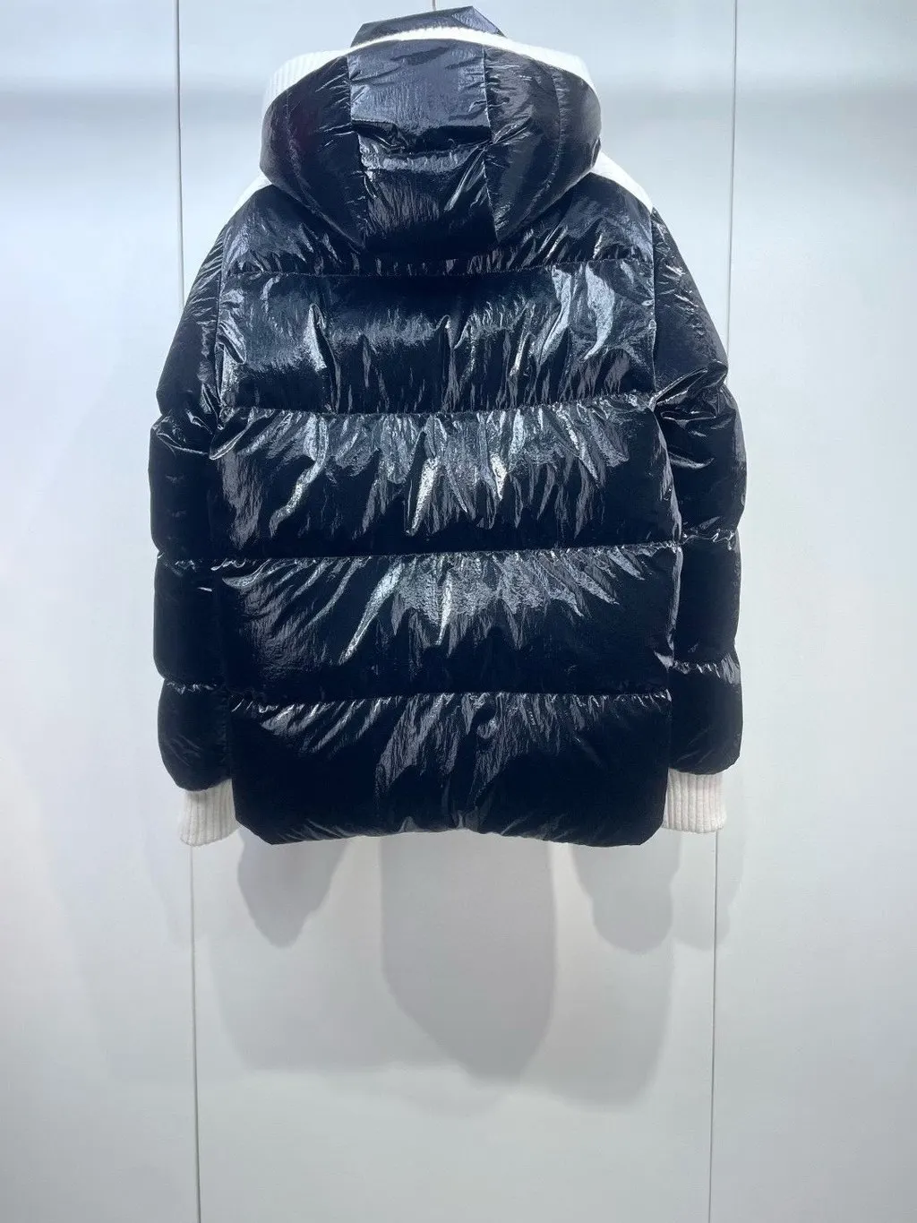 Chanel 25N Black Polyamide Coat Black Polyamide Very good - Back View