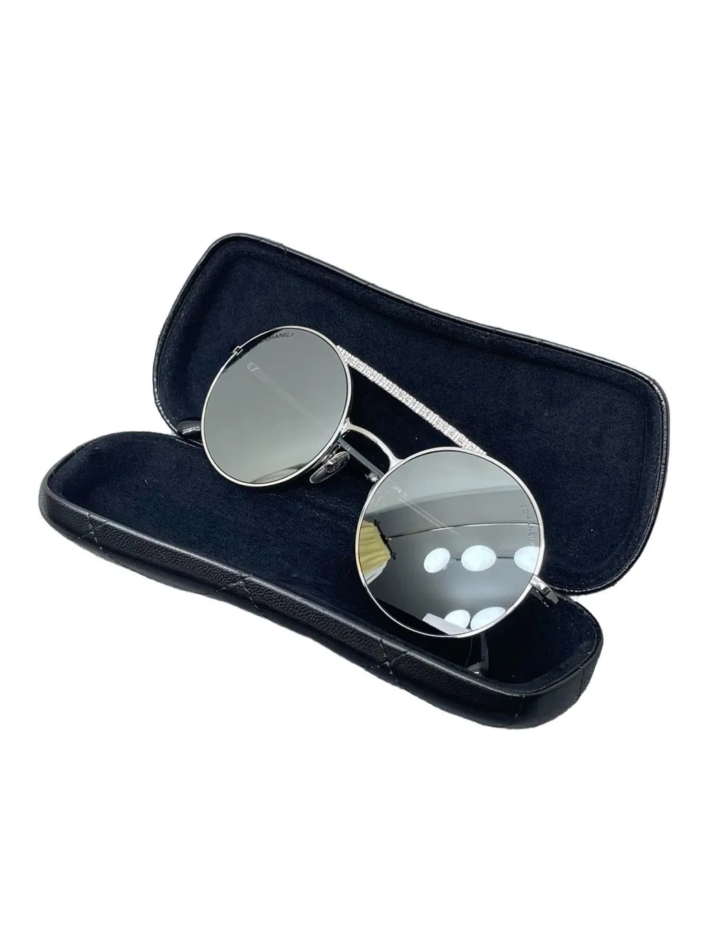 Chanel Silver Metal Sunglasses Silver Metal Very good - Front View