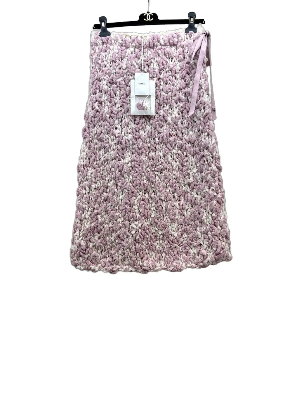 Chanel 24K Wool Skirt MultiColor Wool Very good - Front View
