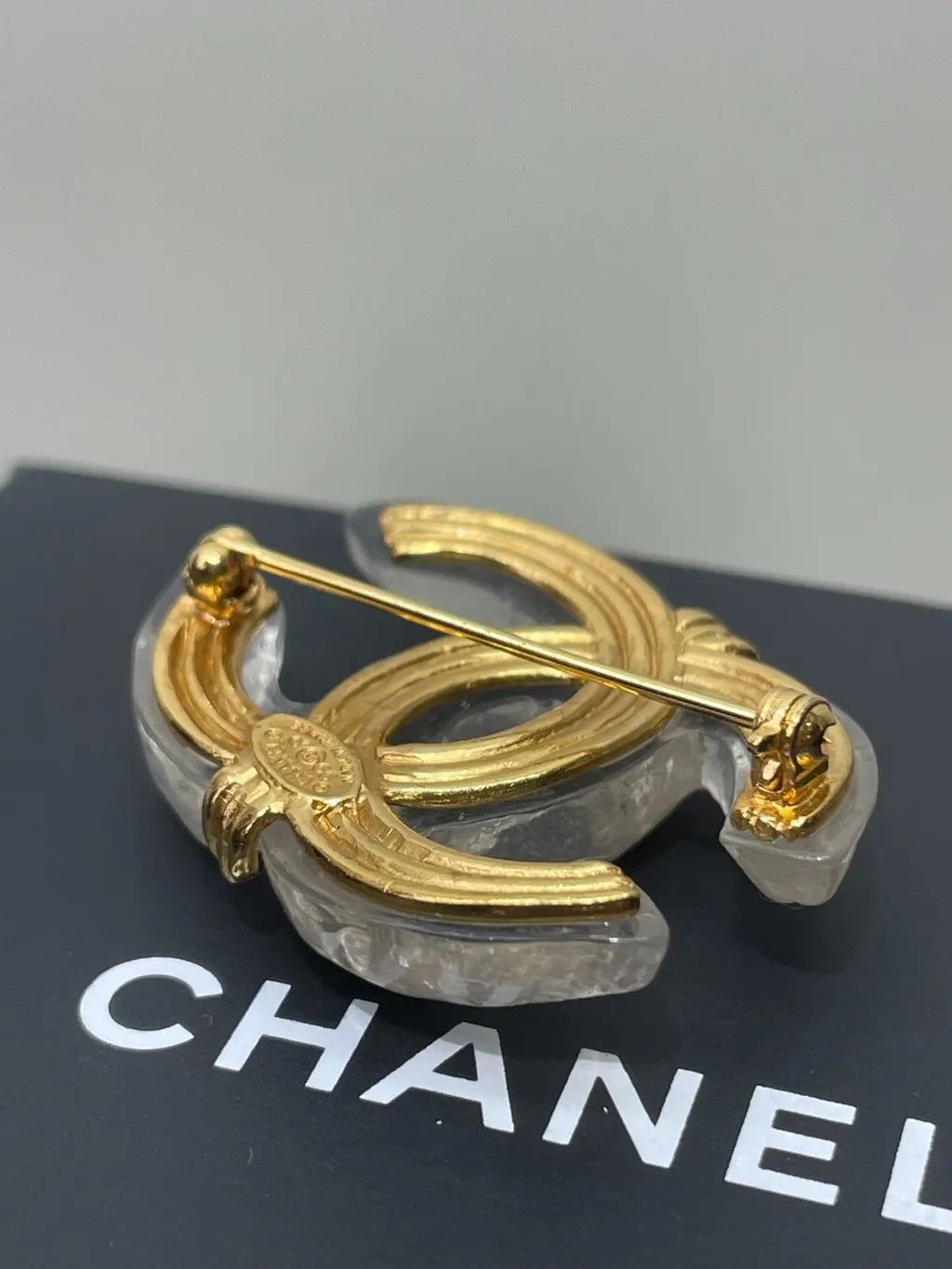 Chanel Plastic Brooch MultiColor Plastic Very good - Model View
