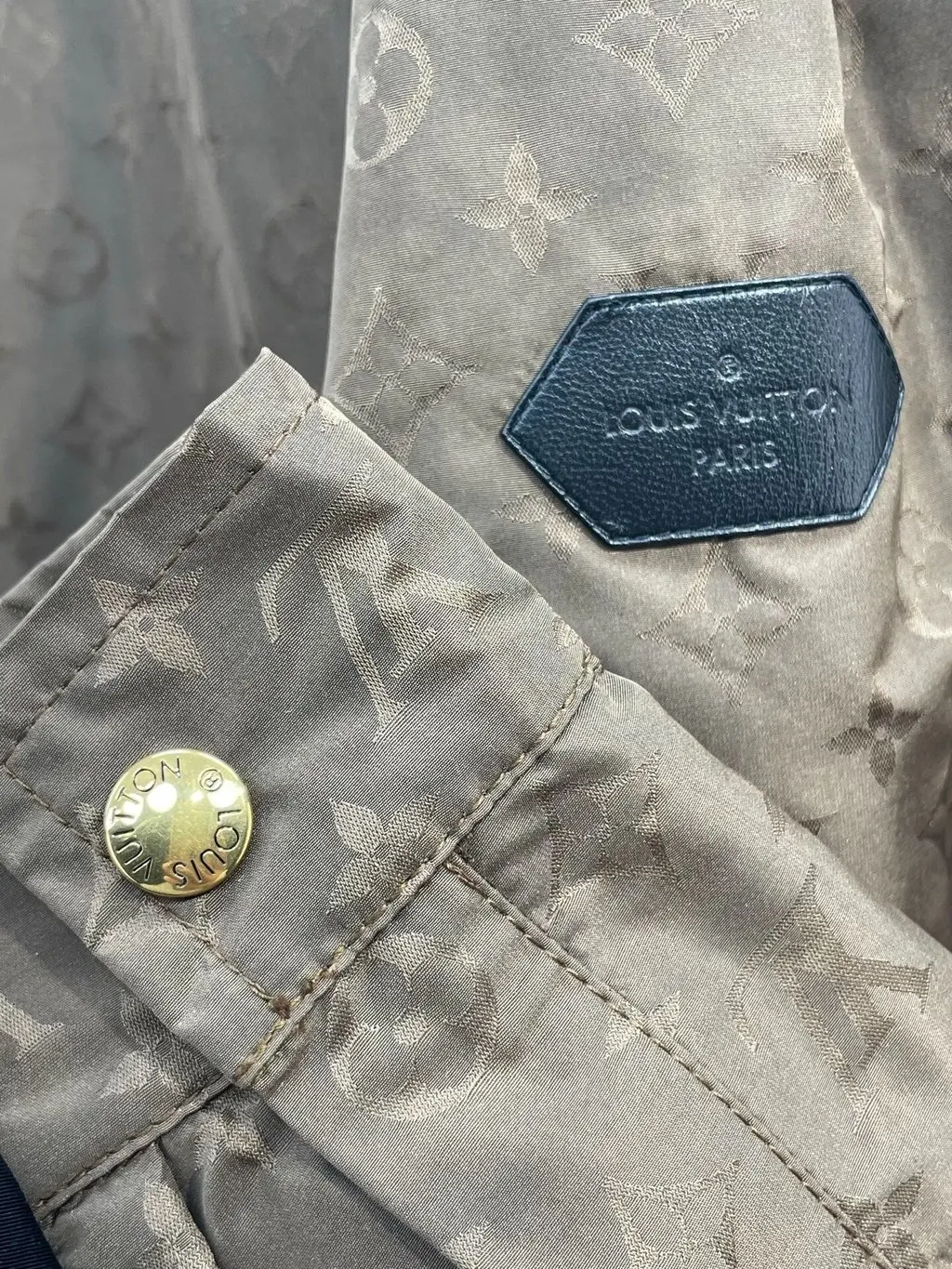 Louis Vuitton Brown Cotton Jacket Brown Cotton Never worn, with tag - Inside View