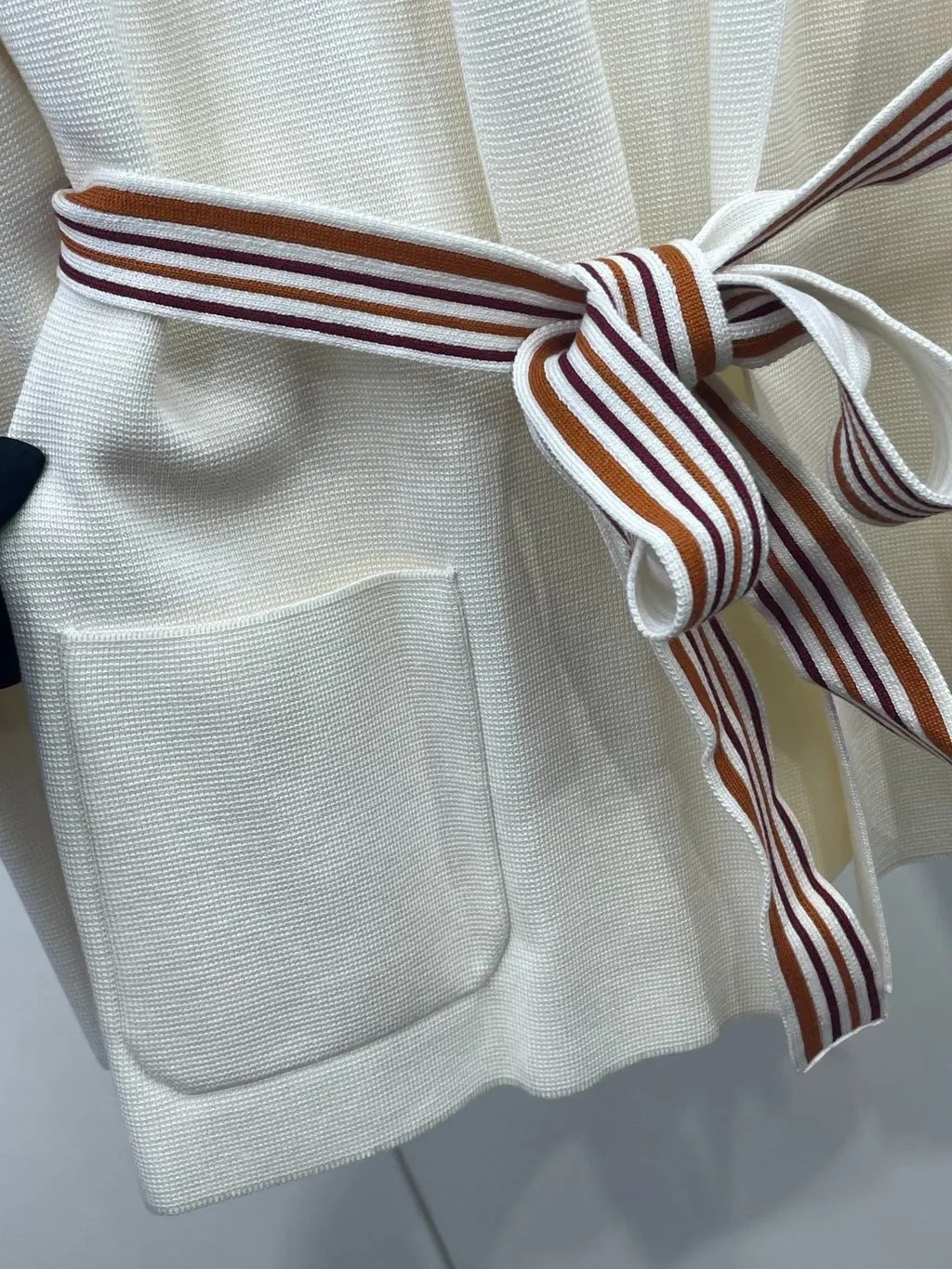 Loro Piana White Cashmere Jacket White Cashmere Never worn, with tag - Box View