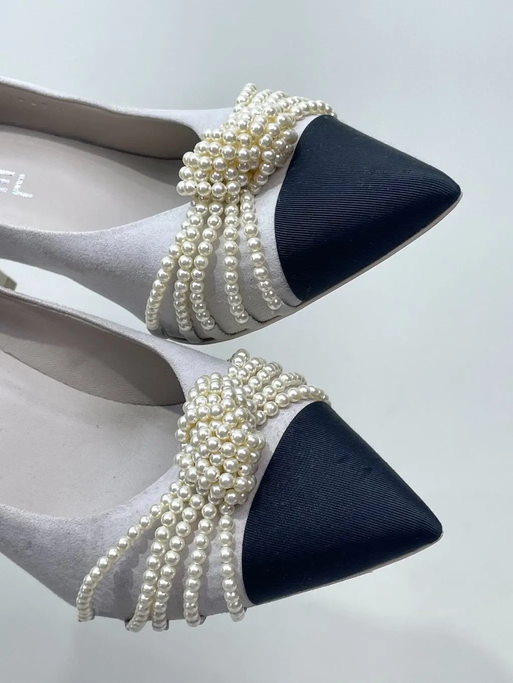 Chanel Leather Heels MultiColor Leather Very good - Model View
