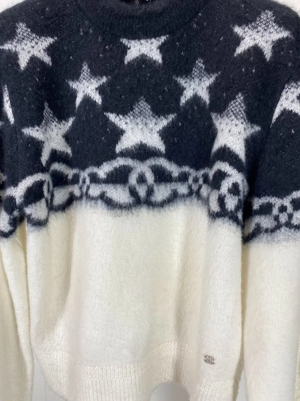 Chanel Cashmere Knitwear MultiColor Cashmere Very good - Back View