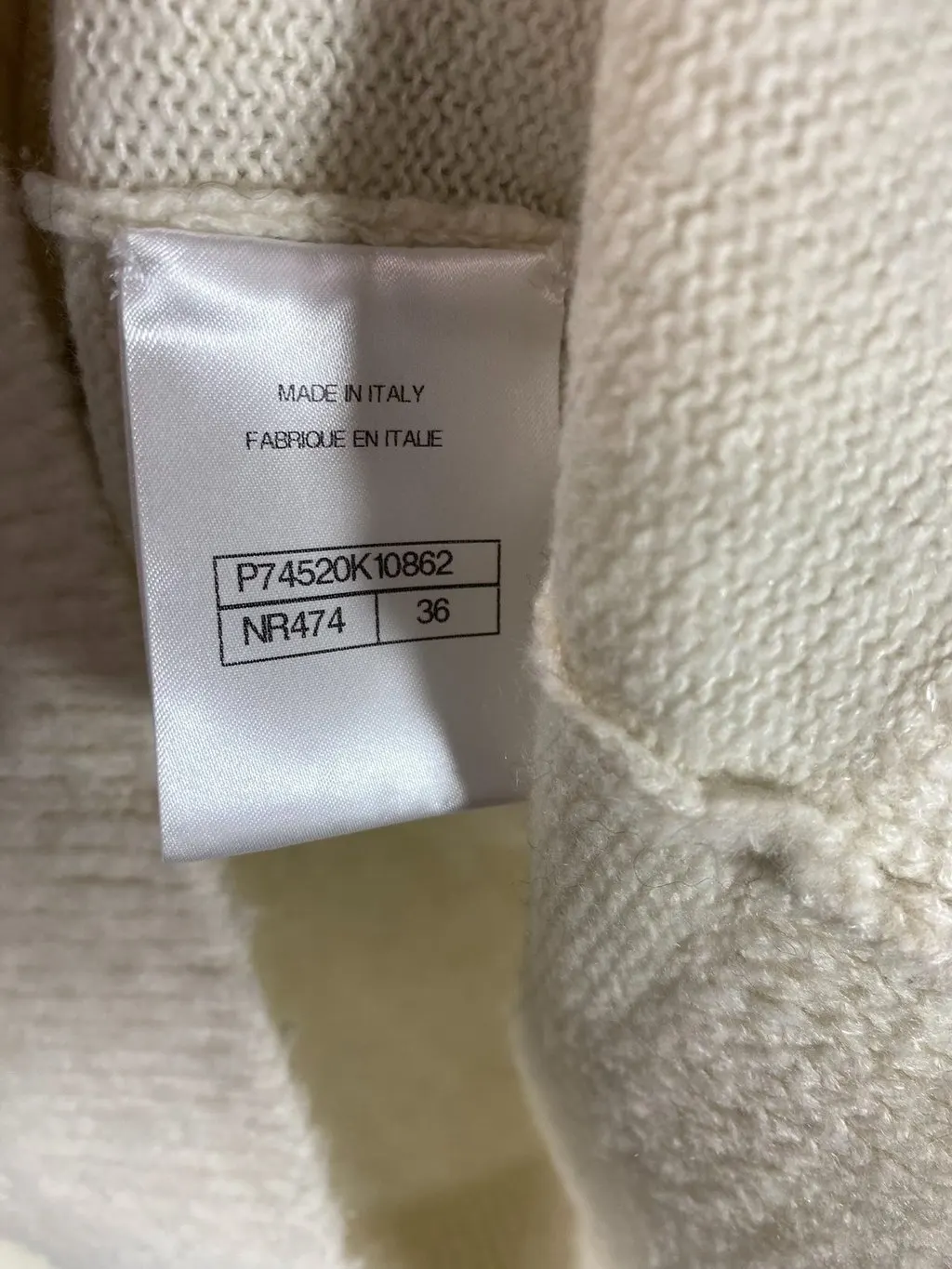 Chanel Cashmere Knitwear MultiColor Cashmere Very good - Model View