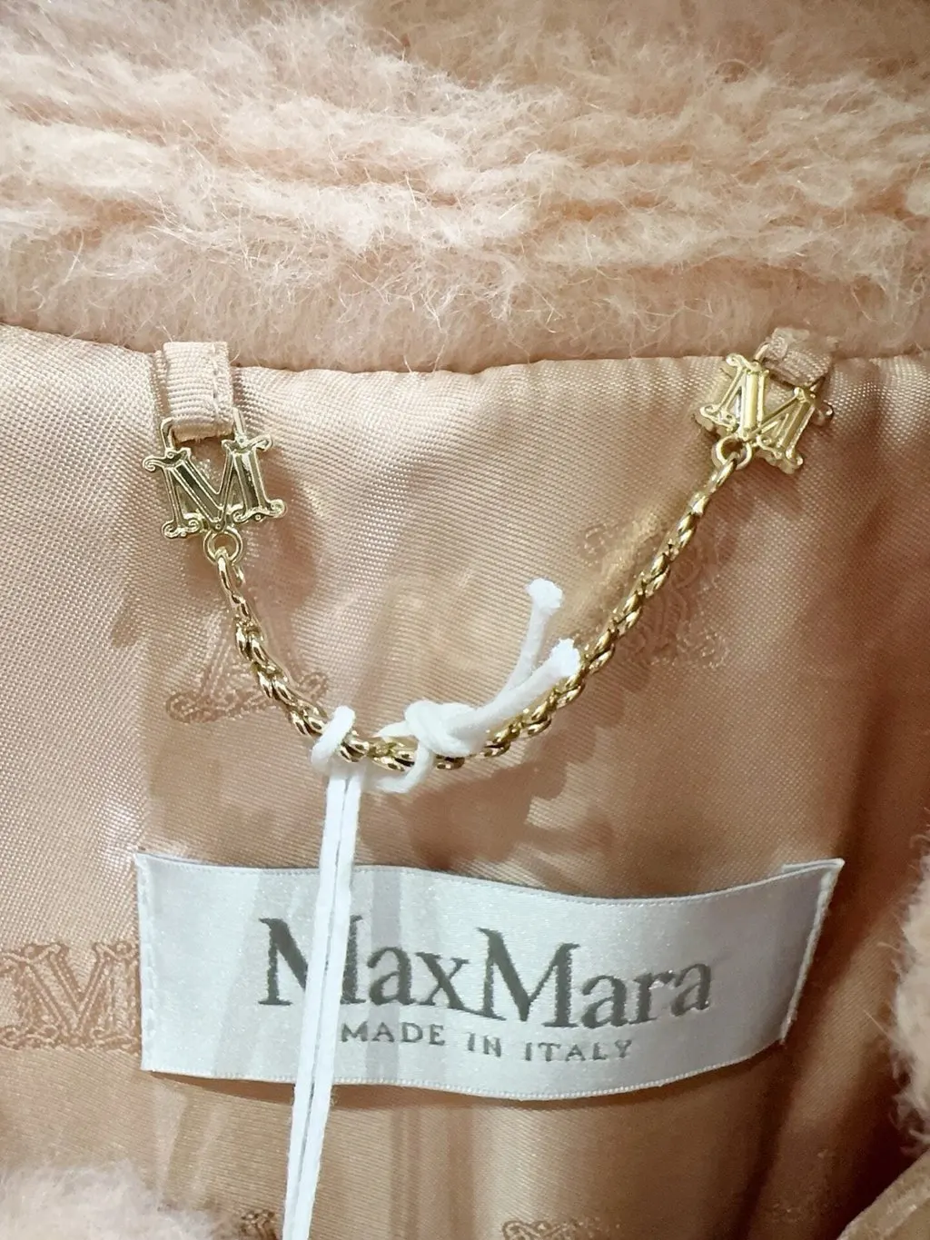 Max Mara Pink Faux Fur Coat Pink Never worn - Inside View