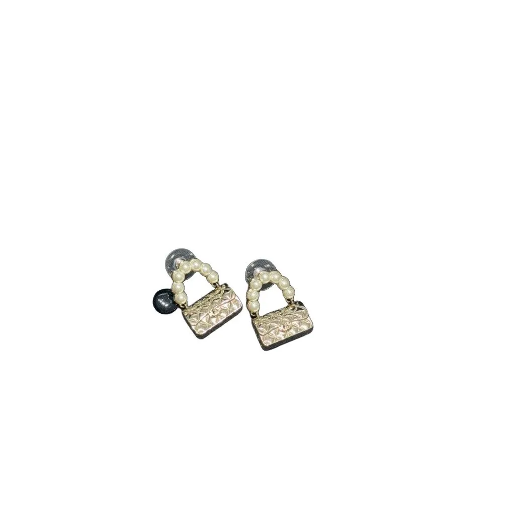 Chanel Gold Plated Earrings Gold Very good - Front View