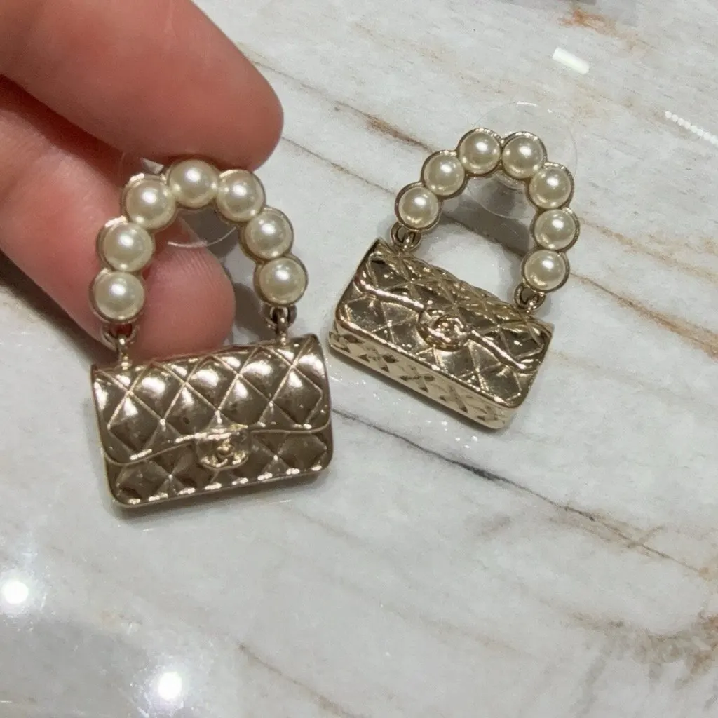 Chanel Gold Plated Earrings Gold Very good - Box View