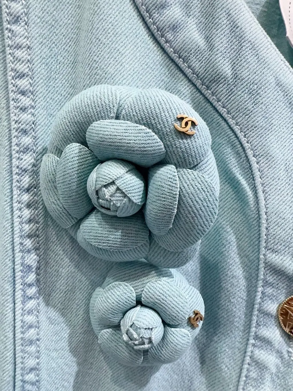 Chanel Blue Tweed Jacket Blue Tweed Never worn, with tag - Inside View