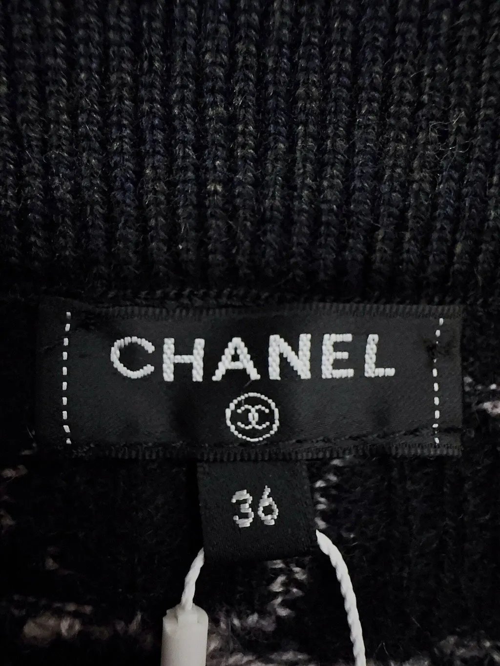 Chanel Tweed Skirt MultiColor Tweed Never worn, with tag - Box View