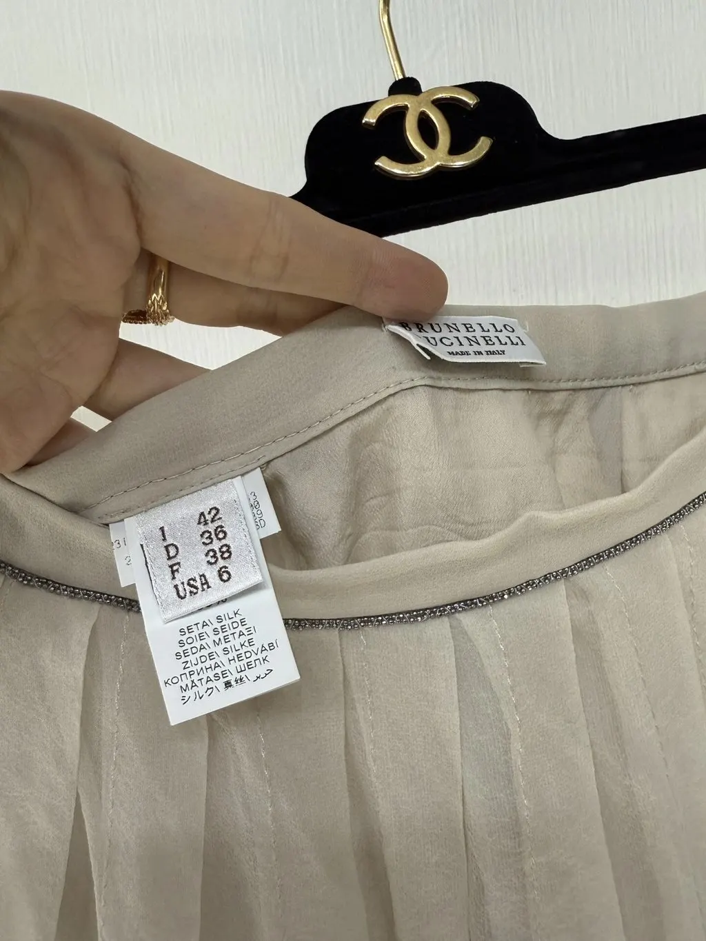 Brunello Cucinelli Pink Silk Skirt Pink Silk Very good - Model View