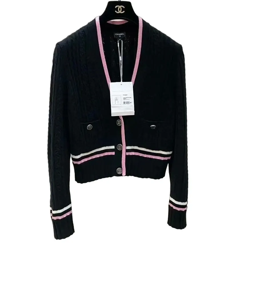 Chanel Cashmere Knitwear MultiColor Cashmere Very good - Front View