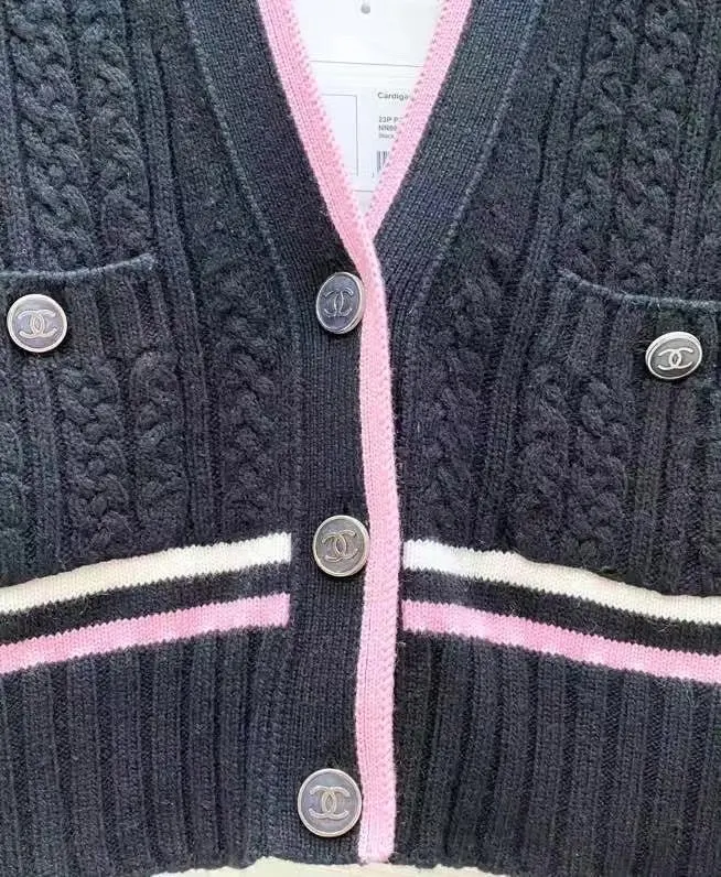 Chanel Cashmere Knitwear MultiColor Cashmere Very good - Back View