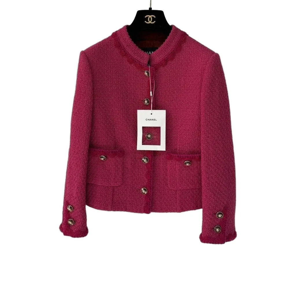 Chanel Red Tweed Jacket Red Tweed Very good - Front View