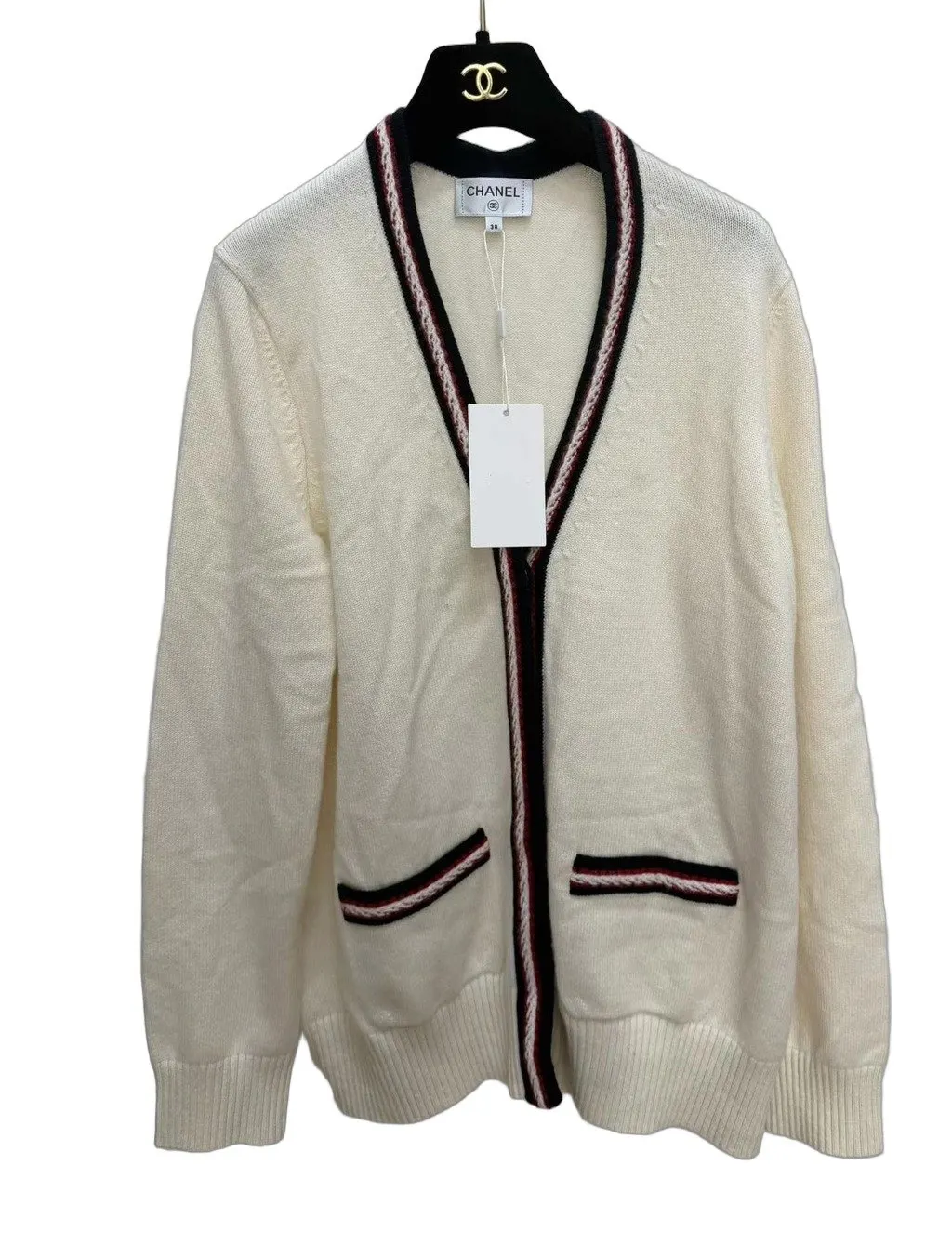 Chanel Cashmere Knitwear MultiColor Cashmere Very good - Front View