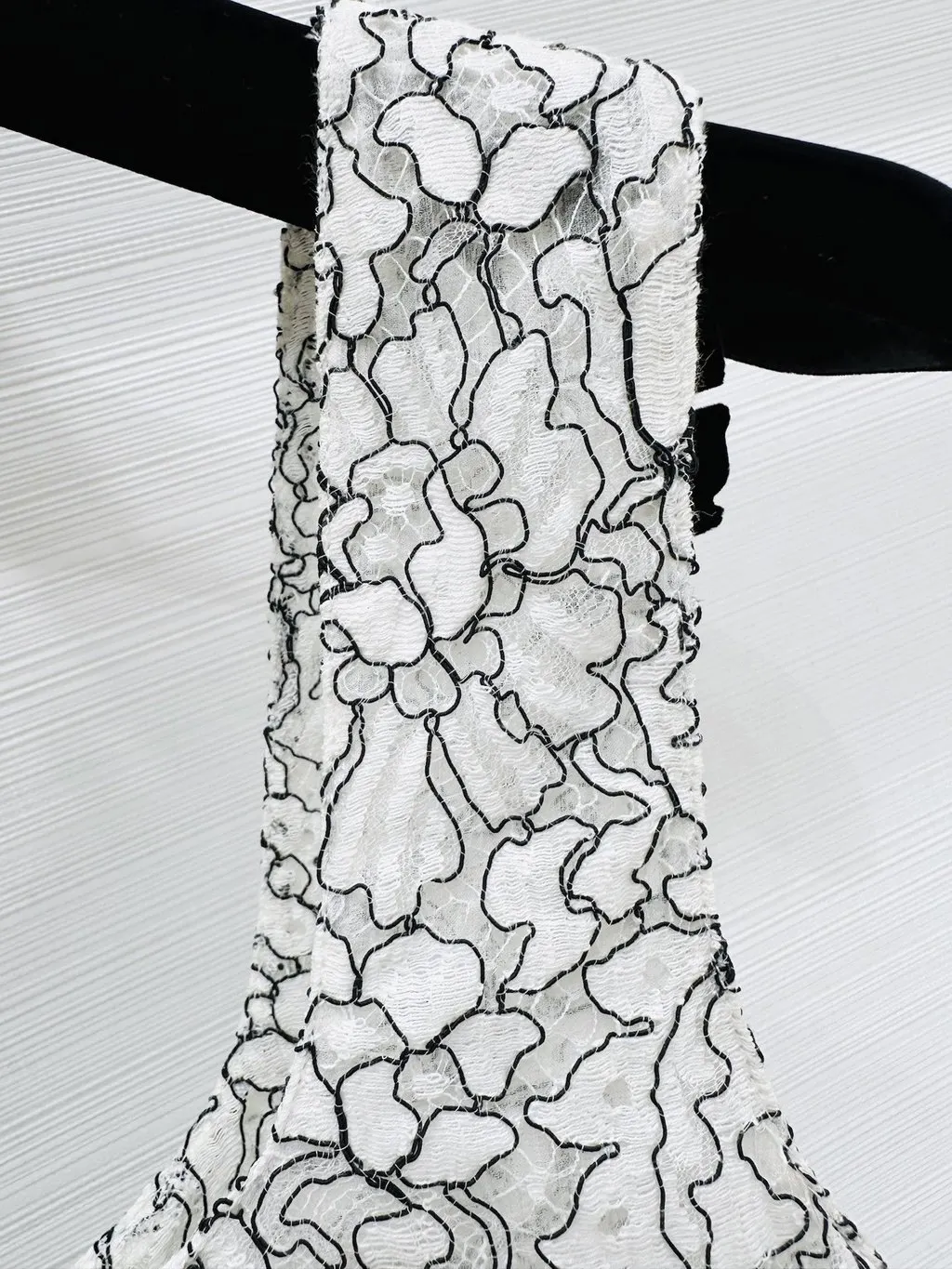 Chanel Lace Top MultiColor Lace Very good - Inside View
