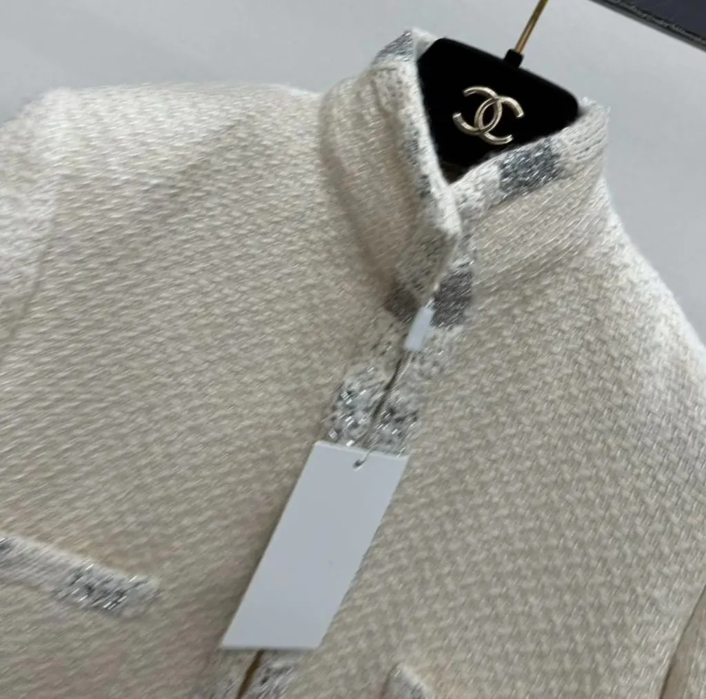 Chanel Ecru Tweed Jacket Ecru Tweed Very good - Back View