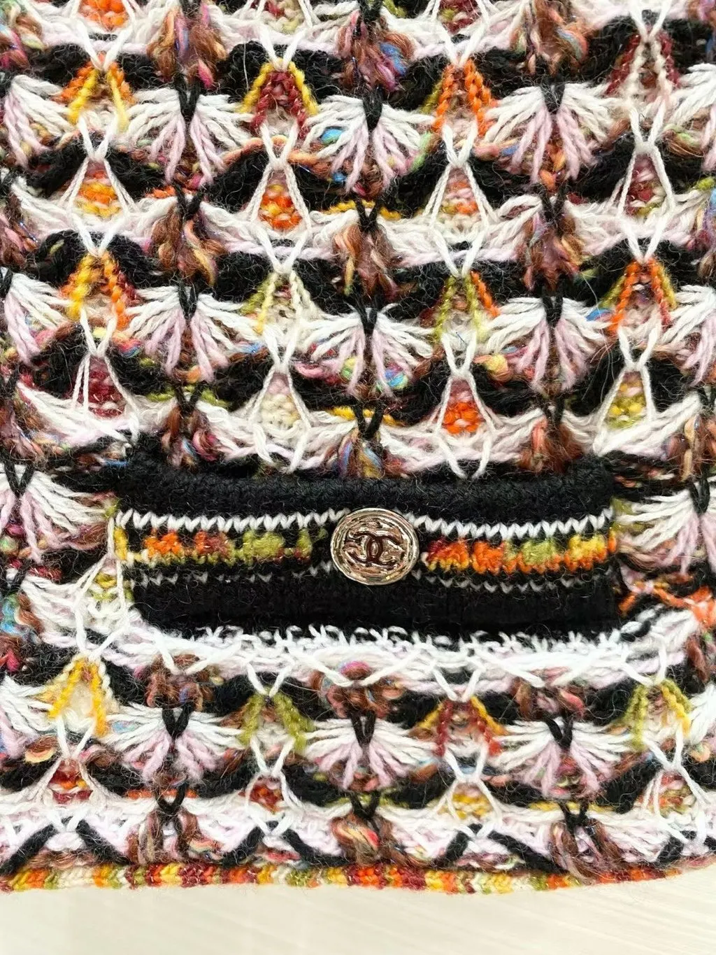 Chanel Wool Top MultiColor Wool Very good - Model View