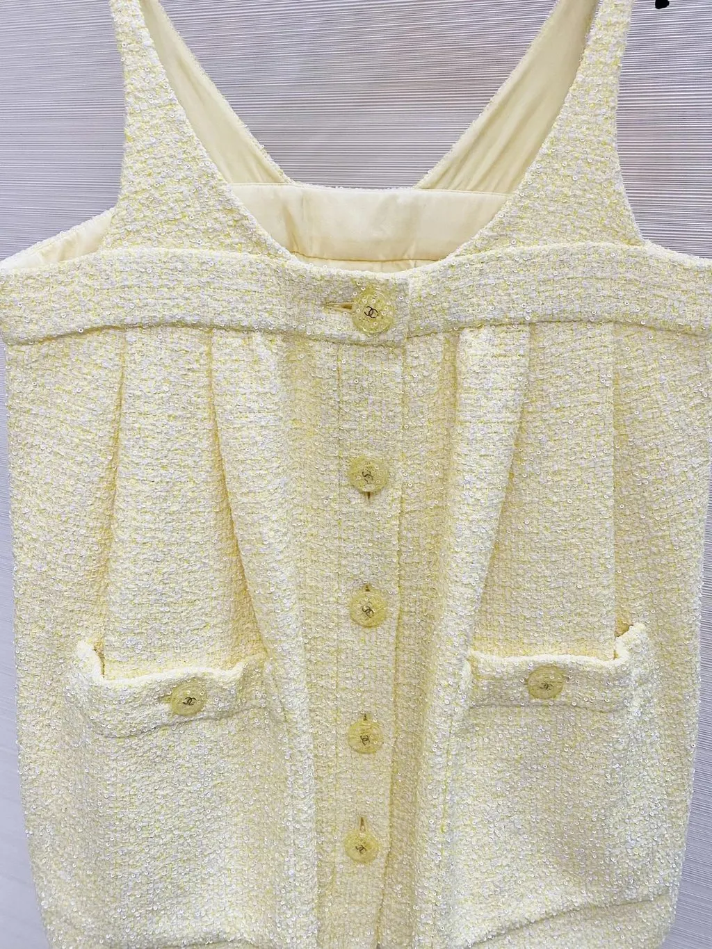 Chanel Yellow Tweed Skirt Yellow Tweed Very good - Inside View