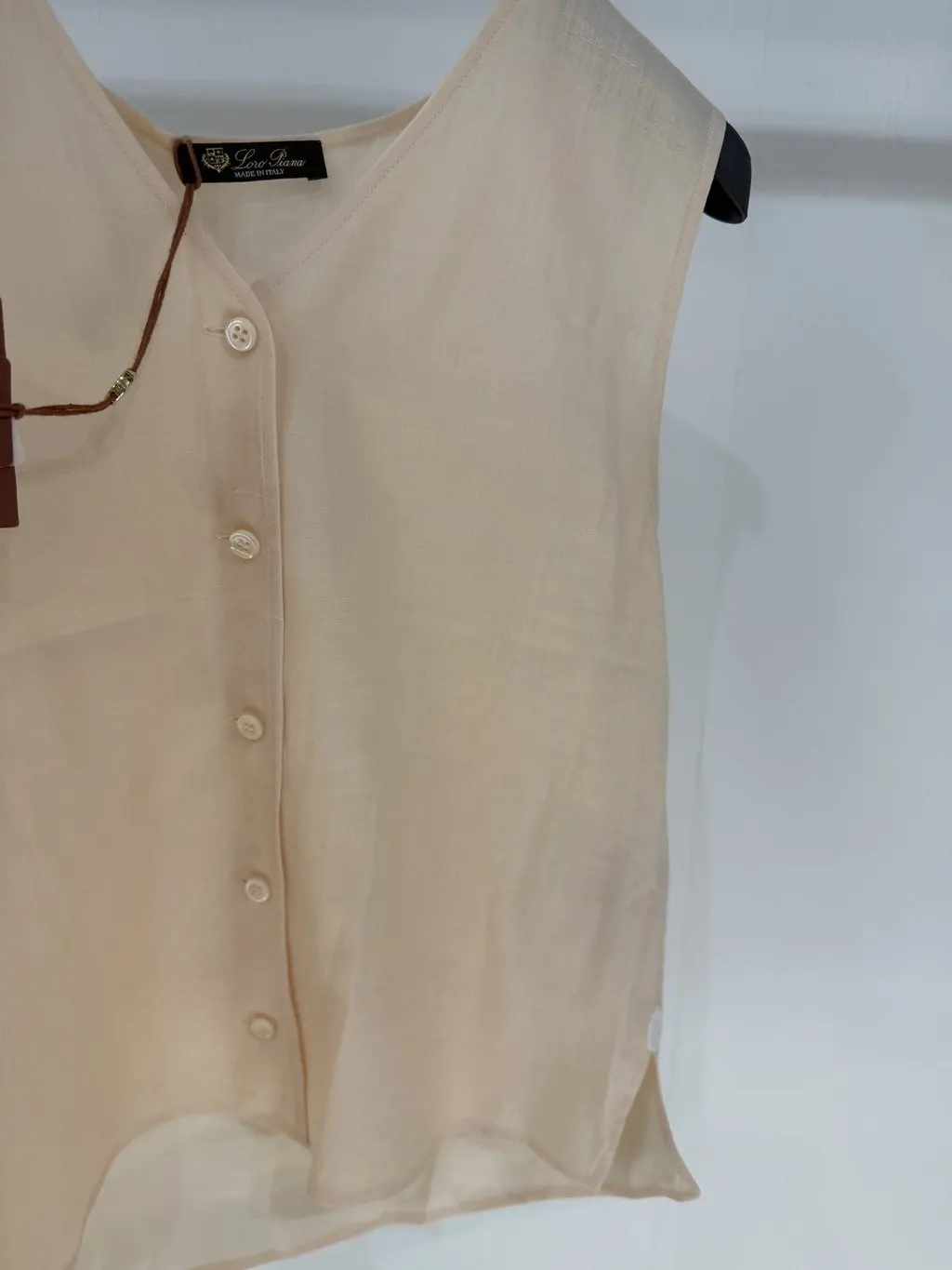 Loro Piana Pink Linen Top Pink Linen Never worn, with tag - Inside View