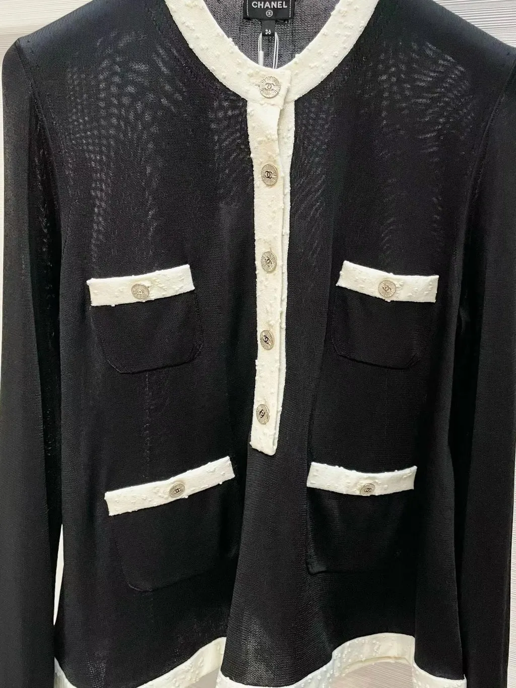 Chanel Silk Top MultiColor Silk Never worn - Inside View
