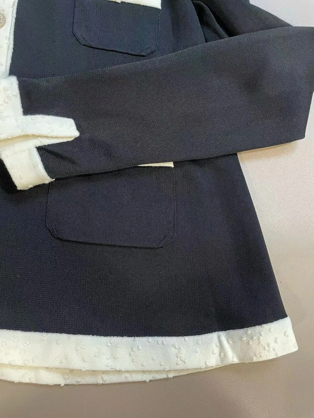 Chanel Silk Top MultiColor Silk Never worn - Model View