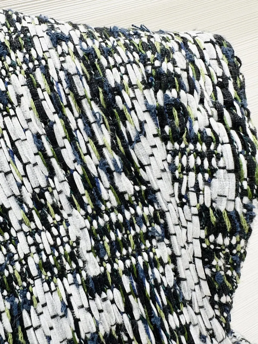 Chanel Tweed Top MultiColor Tweed Very good - Inside View