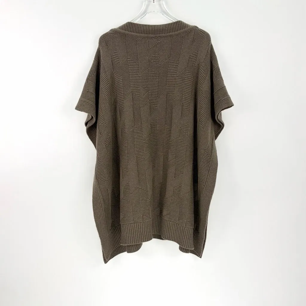 Hermès Khaki Wool Top Khaki Wool Never worn, with tag - Model View