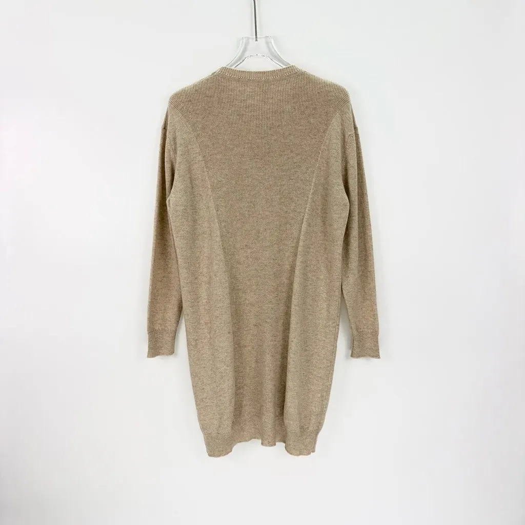 Hermès Ecru Cashmere Dress Ecru Cashmere Never worn, with tag - Model View
