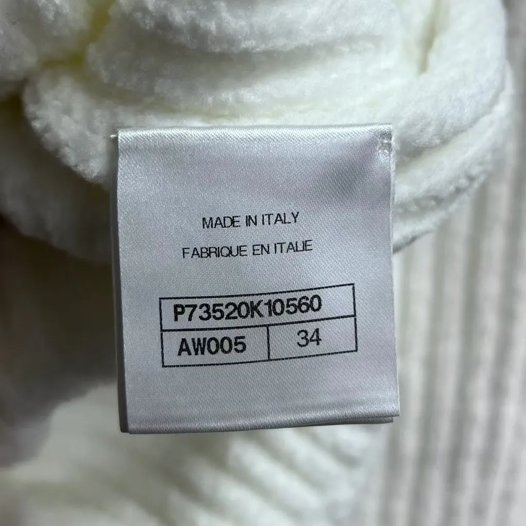 Chanel White Tweed Knitwear White Tweed Never worn, with tag - Inside View